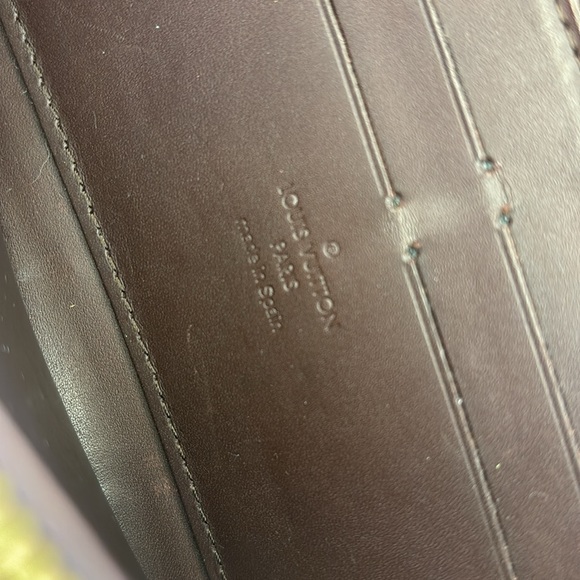 SALE🛍️ Louis Vuitton Vernis Zippy Wallet - Picture 9 of 11